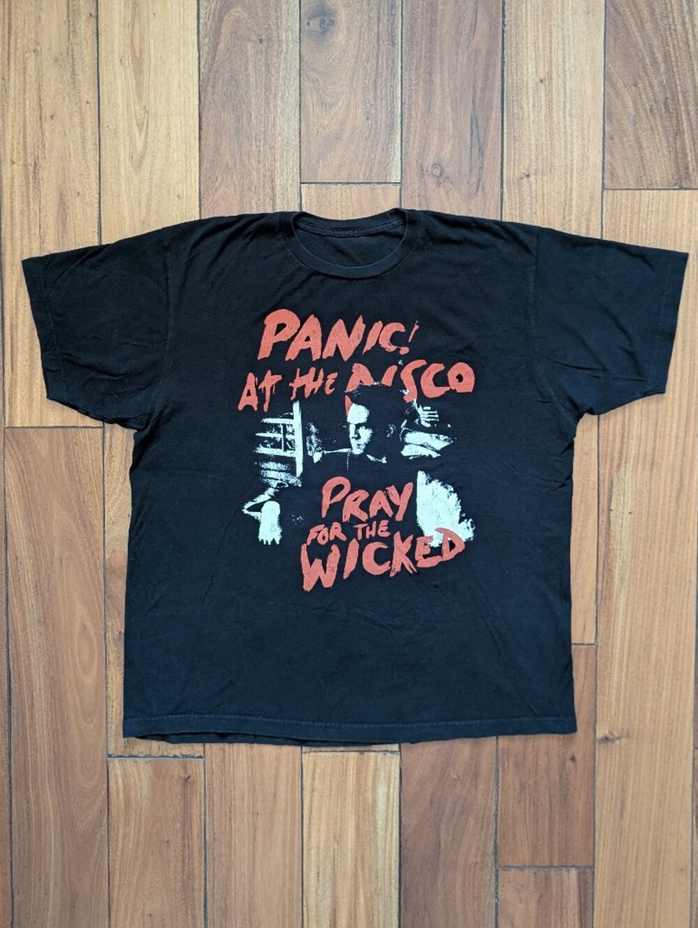 Panic! At The Disco 'Pray for the Wicked' T-shirt (XL)